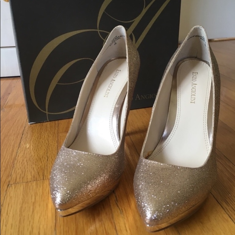 Enzo Angiolini Light Gold Glitter Platform Heels